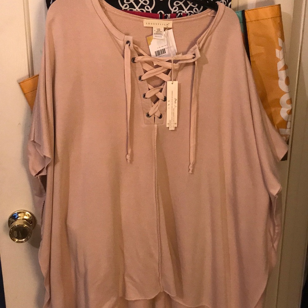 One size. Fleece inside blouse